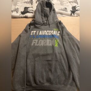 Gildan Gray Hoodie Ft. Lauderdale Florida men’s xl